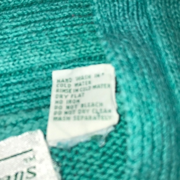 𝅺SHENANIGANS V neck knit sweater embroidered flower bouquet on pocket size S - Picture 6 of 9